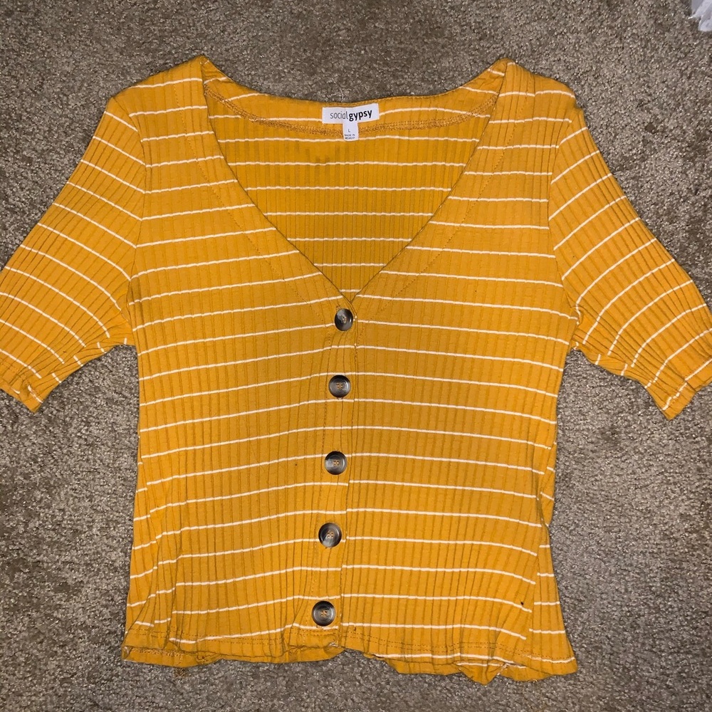 button down crop top